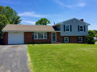 5520 Green Ridge Rd NW, Roanoke, VA 24019