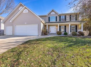 552 Great Oaks Meadow Dr, Wentzville, MO 63385