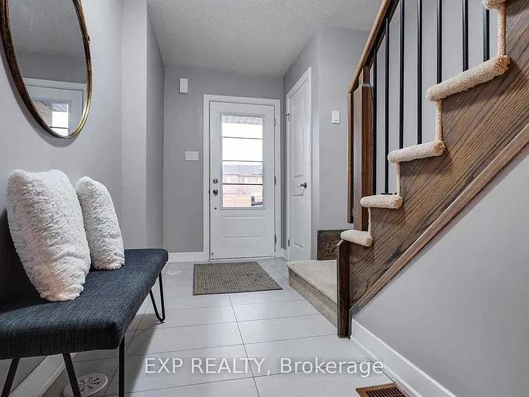 9 Pallock Hill Way — Photo 2