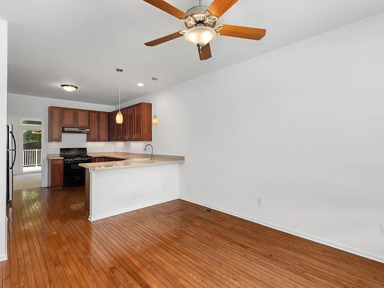 1341 Hollins Hall Ln — Photo 2