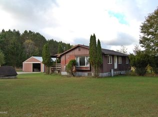 18561 60th Ave, Barryton, MI 49305