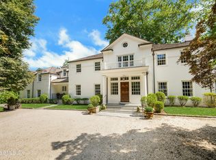 12 Hedgerow Ln, Greenwich, CT 06831