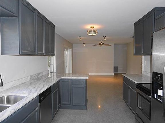 4th image of 11324 N Ola Ave