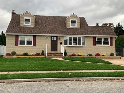 241 N Beech St, Massapequa, NY, 11758