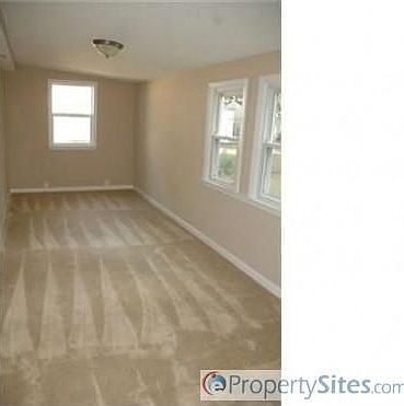 5th image of 2902 Scotia Dr