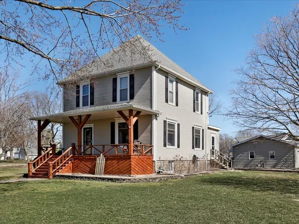 209 S Locust St, Loda, IL 60948