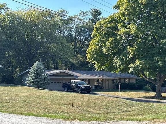 3rd image of 105 Sheffield Rd