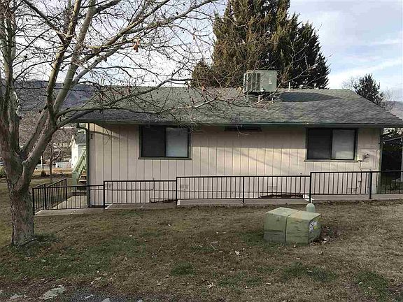 3rd image of 801 Sierra Vista Way APT 1