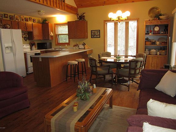 2nd image of 9210 County Road 34 NW