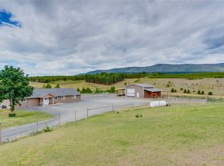 893 Evans Rd, Spallumcheen, BC V4Y0P6