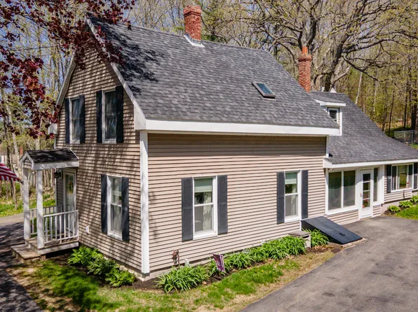 626 Wiscasset Road, Pittston, ME 04345