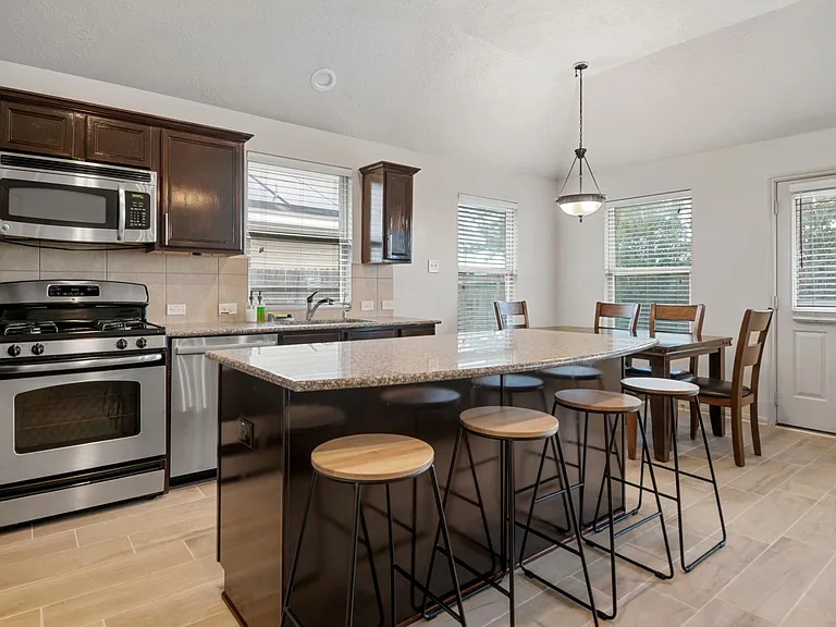 21930 Cascade Hollow Ln — Photo 21