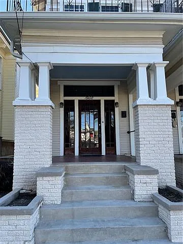 3 bed, 2.0 bath, 1800 sqft, $2,500 — Photo 2