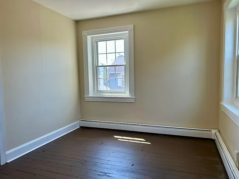 21 Gay St #A — Photo 17