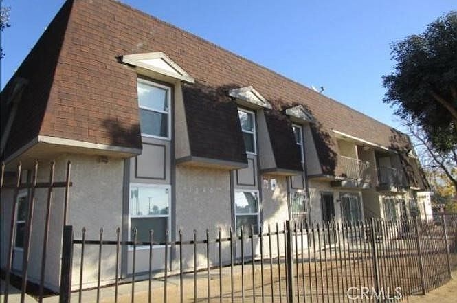1st image of 1560 E Date St