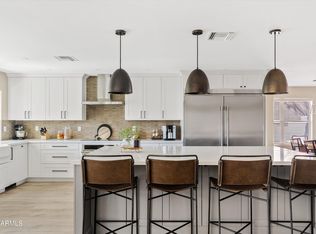 4037 E Pinto Ln, Phoenix, AZ 85050