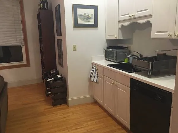 183 Columbia St #103 — Photo 8
