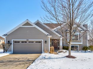 1404 Woodfield Ln, Zeeland, MI 49464