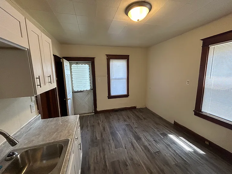 436 S 4th Ave — Photo 14