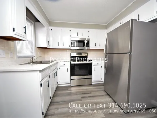 307 Granada Dr, Warrenton, MO 63383