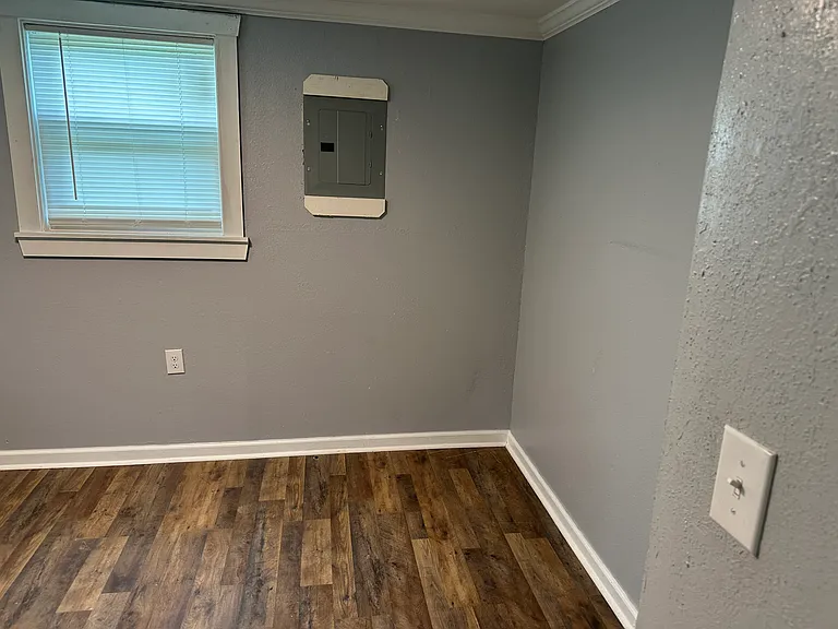 130 Shady Ln — Photo 3