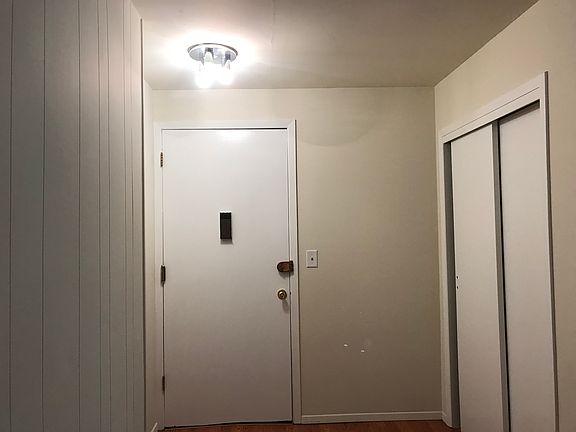 3rd image of 190 Sierra Vista Ln