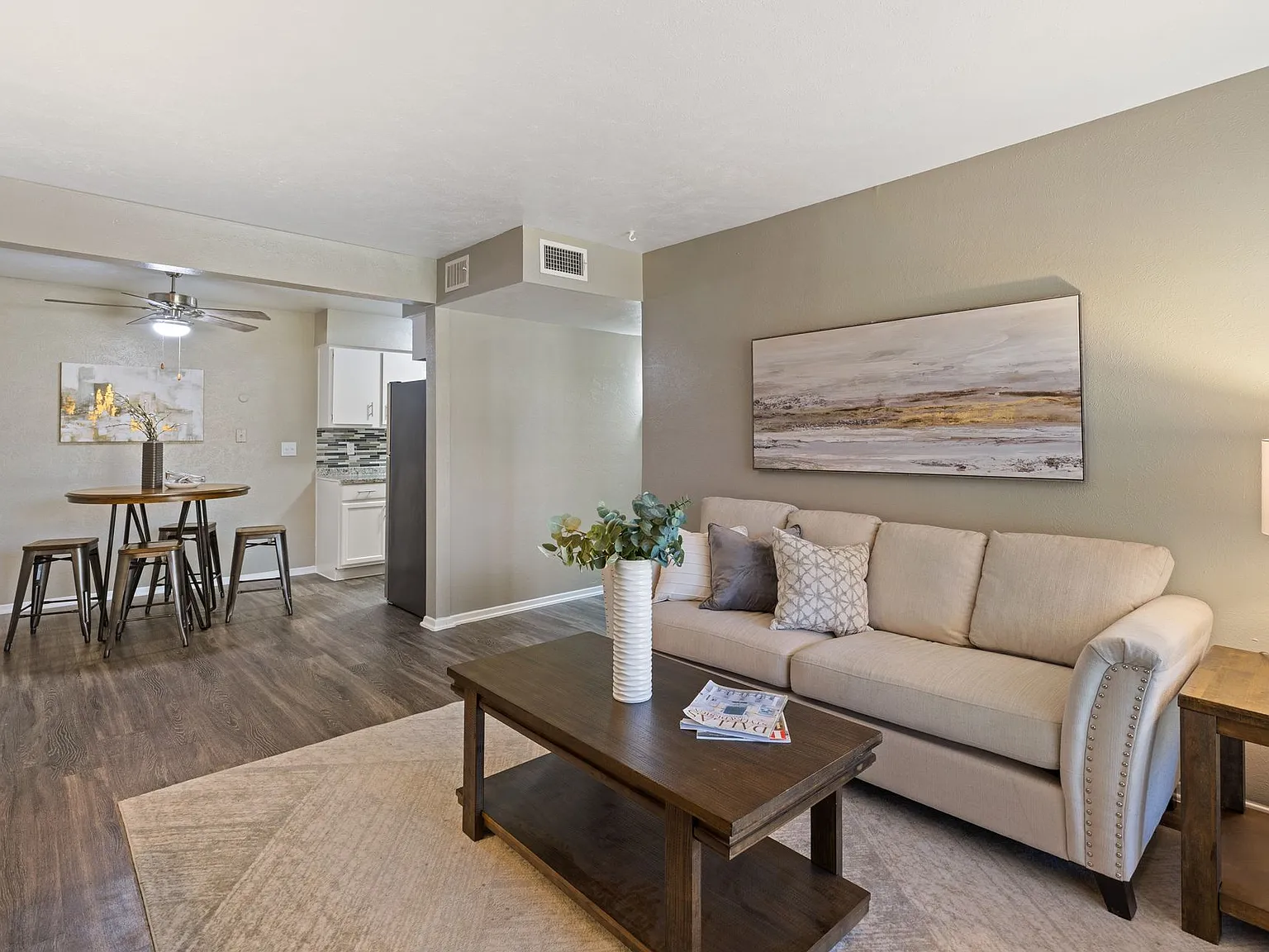 Cottonwood Park Village — Photo 1