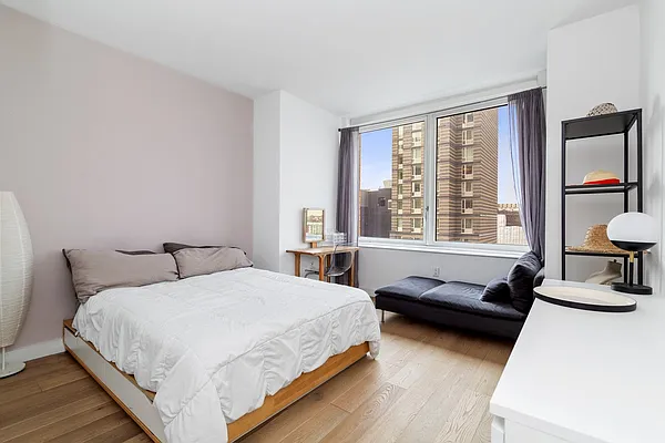 Sold by Metropolitan Property Group | media 4