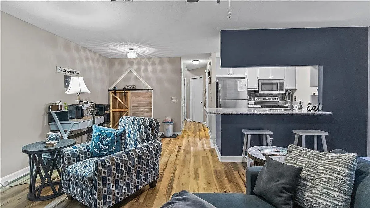 109 Woodrun Drive - 1 — Photo 3