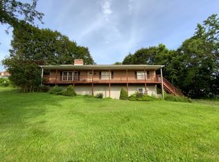 25 Winnie Ave, Ravena, NY 12143