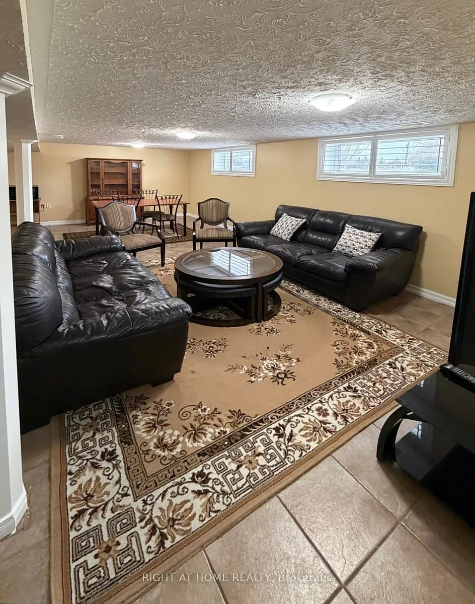 Building Photo - 75 Crosland Dr #BASEMENT