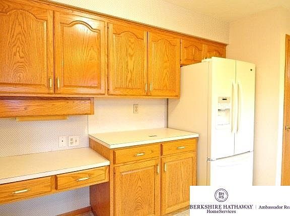 5th image of 530 W 21st St