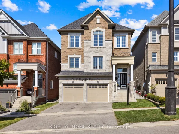 40 Ridge Gate Cres, East Gwillimbury, ON L0G 1M0