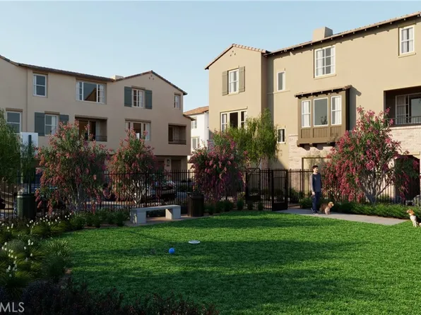 285 Vista Dr #62, La Habra, CA 90631