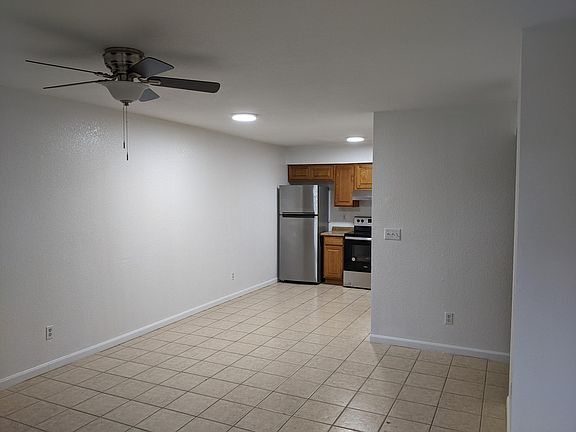 3rd image of 2701 E Tierra Buena Ln #2