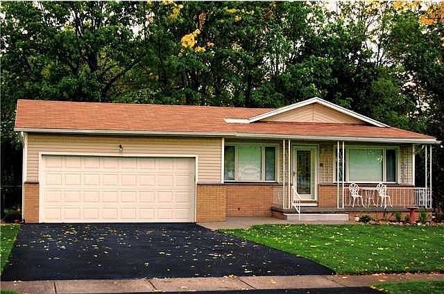 1st image of 12 Morningstar Dr