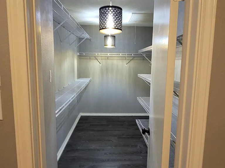 6046 Bantry Bay — Photo 14