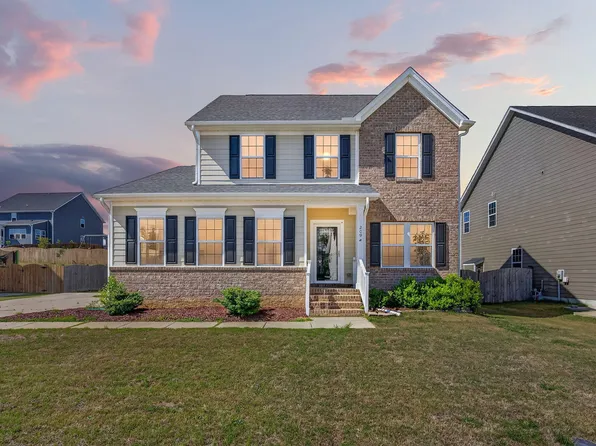 209 Devon Fields Dr, Holly Springs, NC 27540
