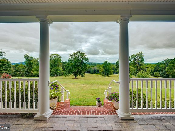 3rd image of 6542 Pine Stake Rd