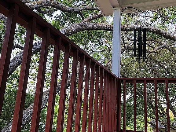 Upstairs deck 