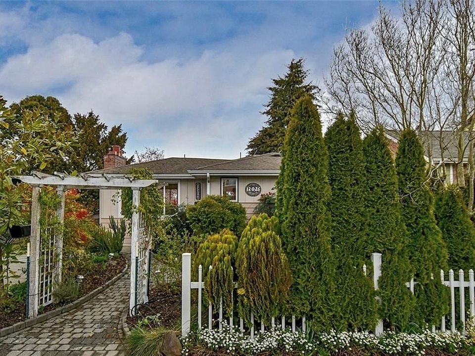 1st image of 12026 Fremont Ave N
