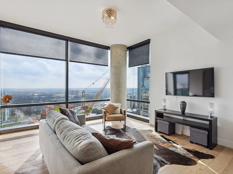70 Rainey St #1703 — Photo 8