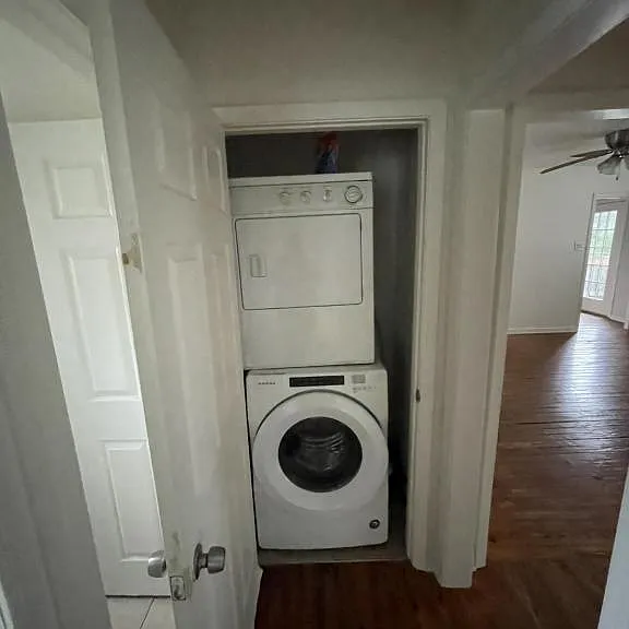 4264 Oxford Ave #4 — Photo 11