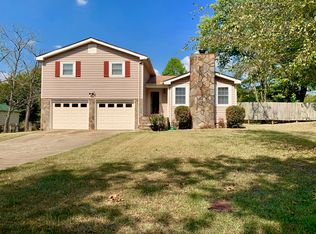 105 Alvin Dr, Carrollton, GA 30117