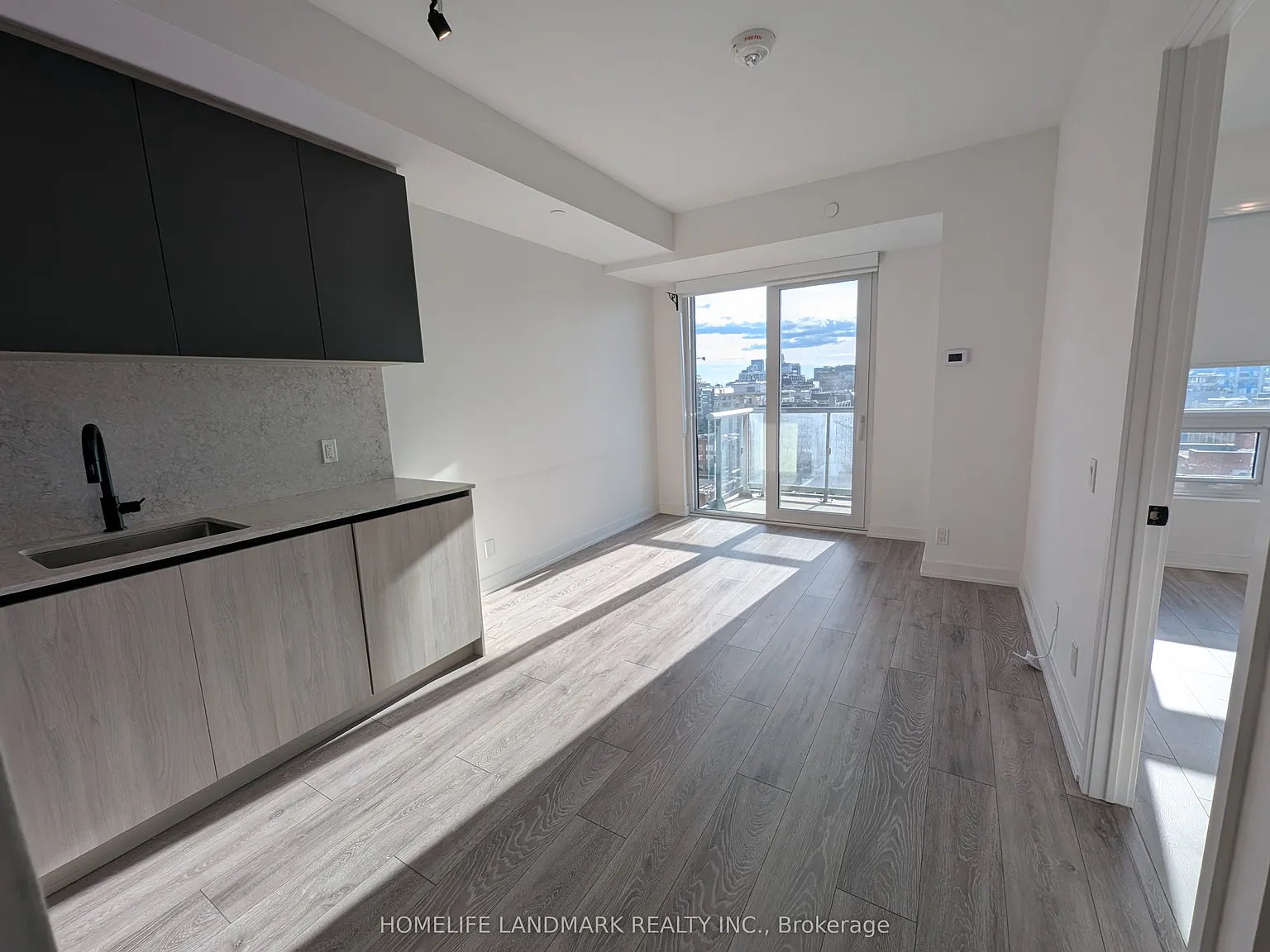 2 bed, $2,500 — Photo 2
