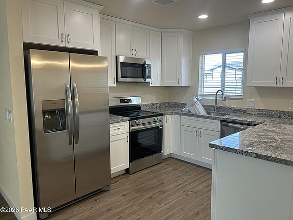 4th image of 4871 N Arnold Dr
