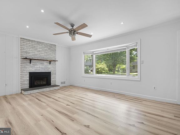 5th image of 1400 Bernerd Pl