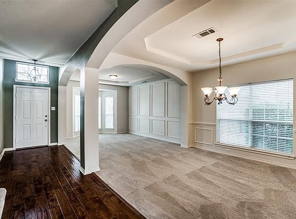 4th image of 812 Soapberry Dr