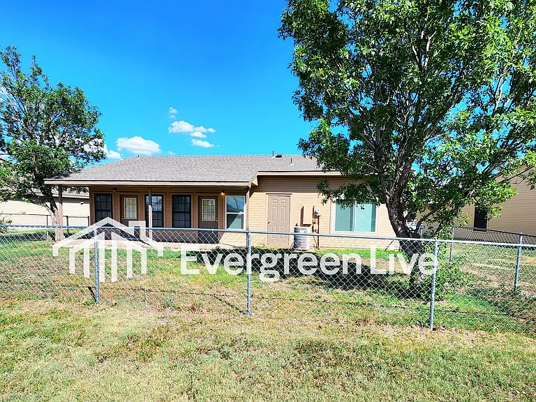 212 Fireball Dr — Photo 19