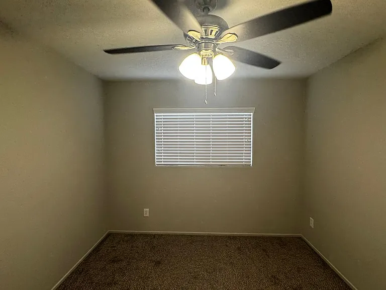 8319 Rose Quartz Ct — Photo 14